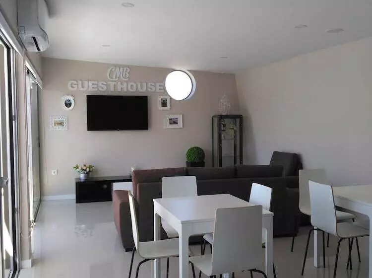 Majatalo Cmb Guesthouse