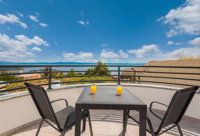 ペンション Villa Medak