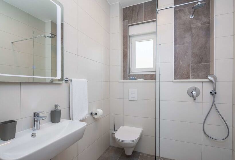 ペンション Villa Medak