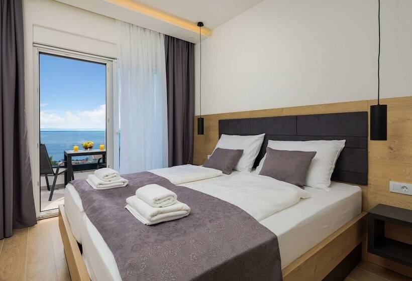 ペンション Villa Medak