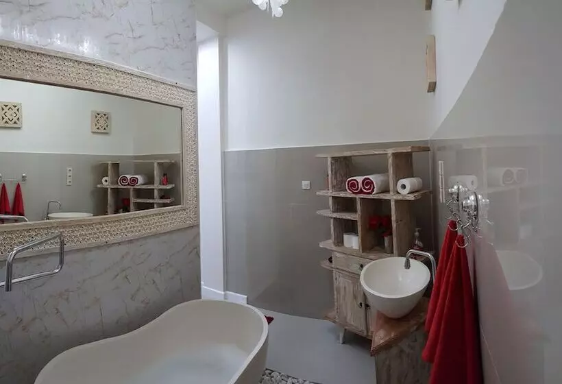 Villa Amidala   Waingapu