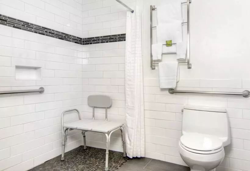 Aggie Inn, Ascend Hotel Collection