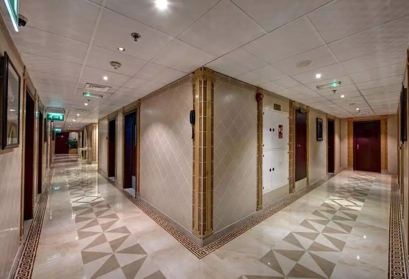 Comfort Inn Hotel Deira