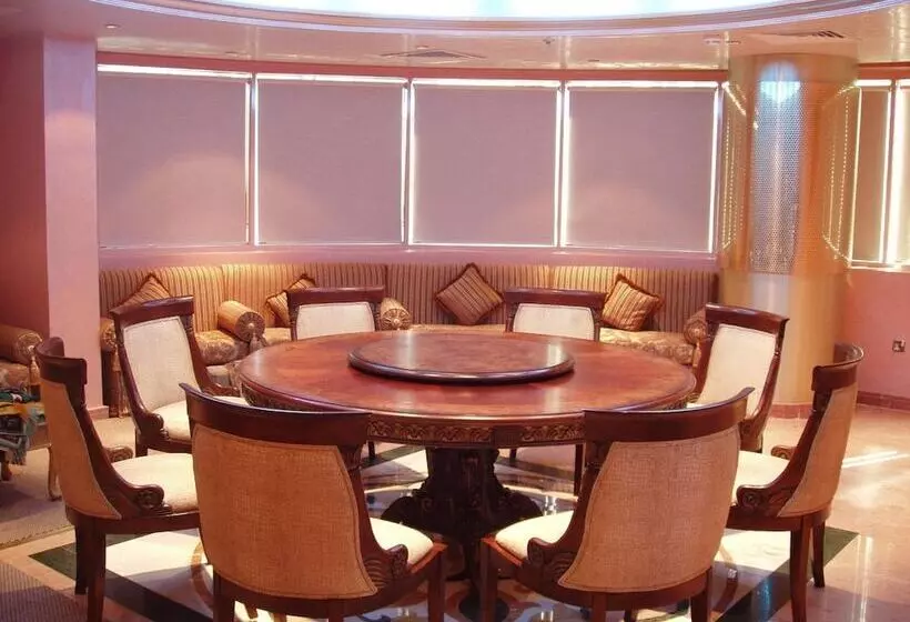 Comfort Inn Hotel Deira