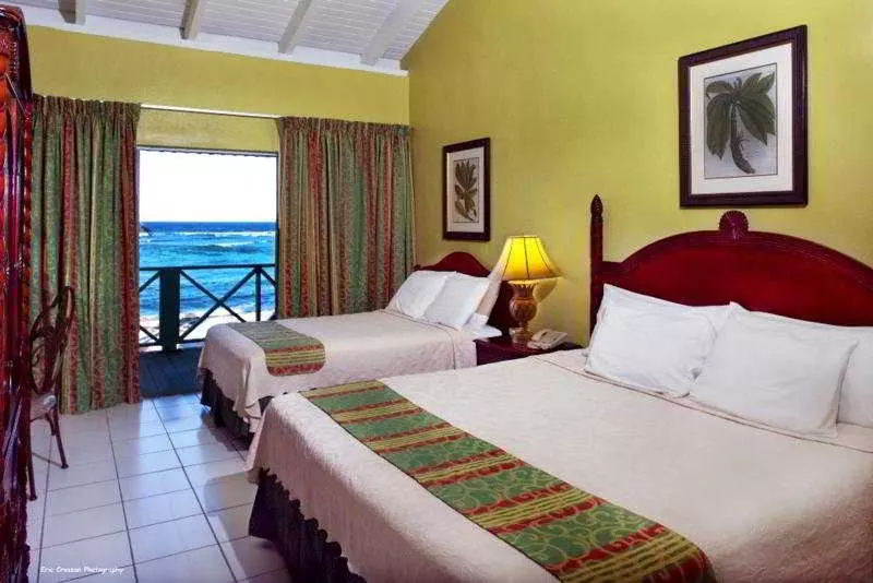 Hibiscus Beach Hotel