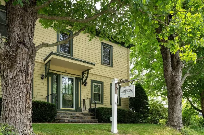 ホテル 1802 House Bed And Breakfast