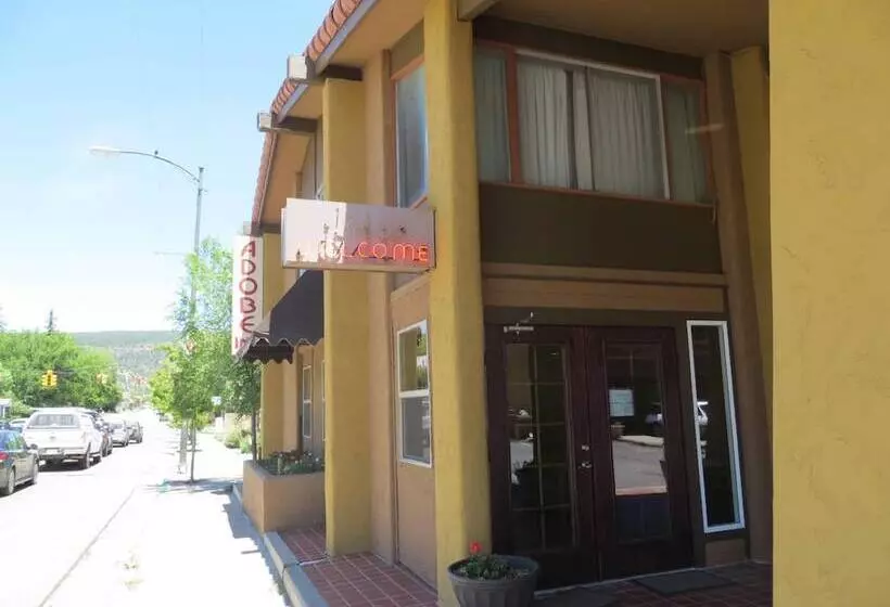 Hotell Adobe Inn Durango