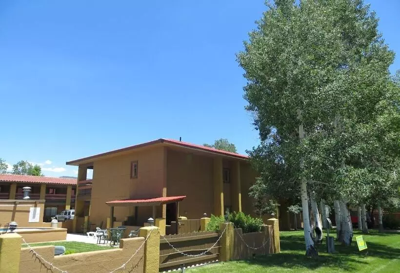Hotell Adobe Inn Durango