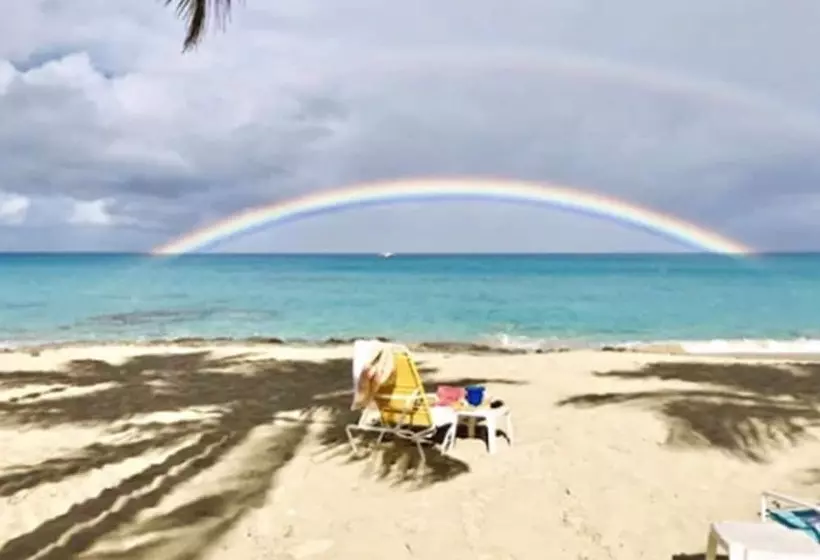 هتل Cottages By The Sea