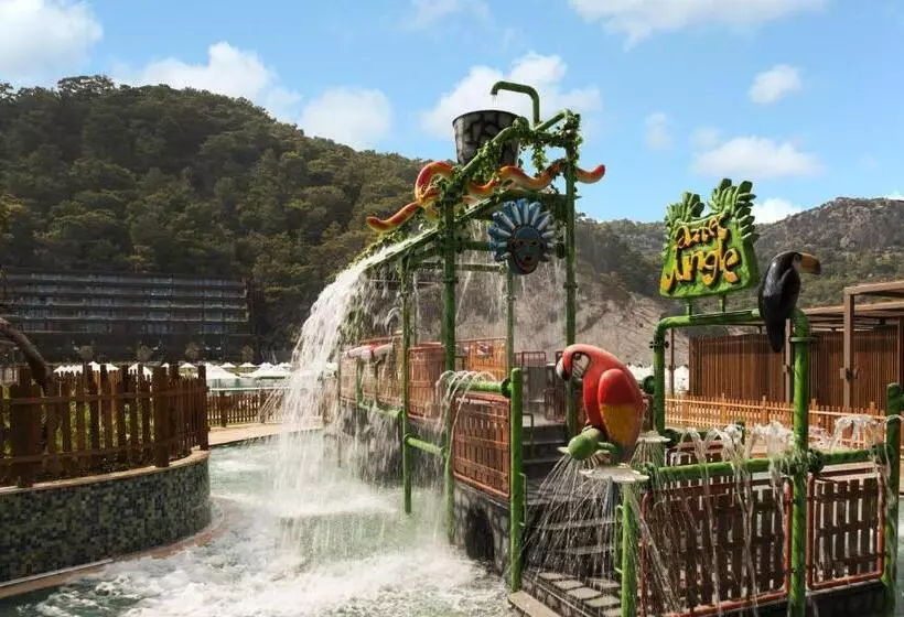 Maxx Royal Kemer Resort