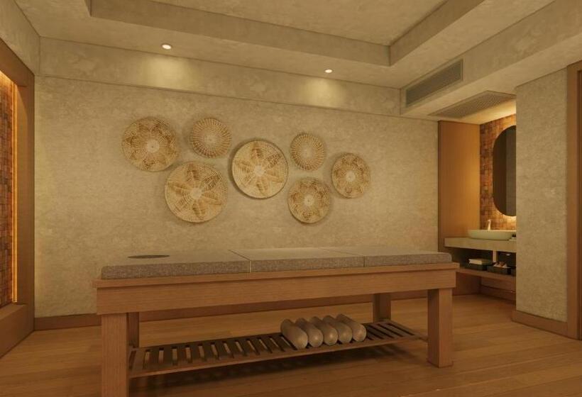 בית מלון כפרי Megasaray Resort Side