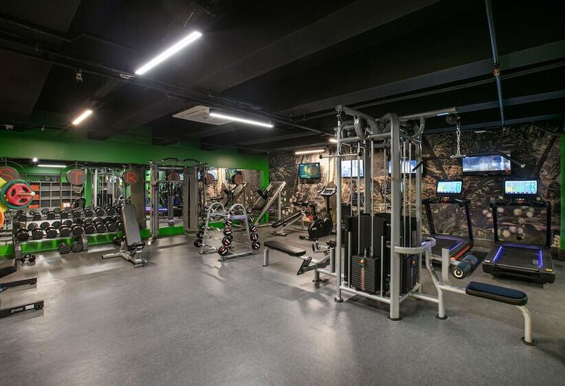 בית מלון כפרי Megasaray Resort Side