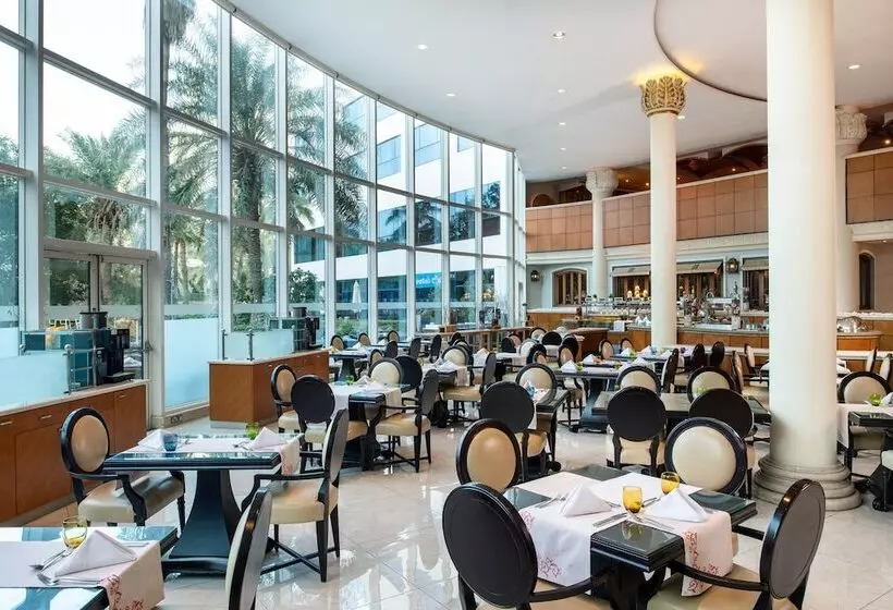 هتل Sheraton Jumeirah Beach Resort