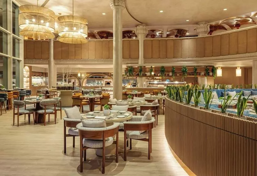 هتل Sheraton Jumeirah Beach Resort