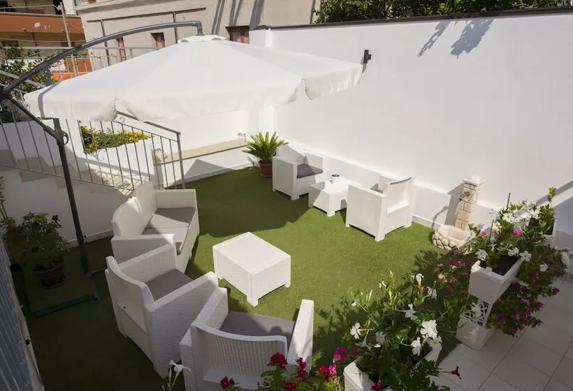 تختخواب و صبحانه Residenza Magnolia