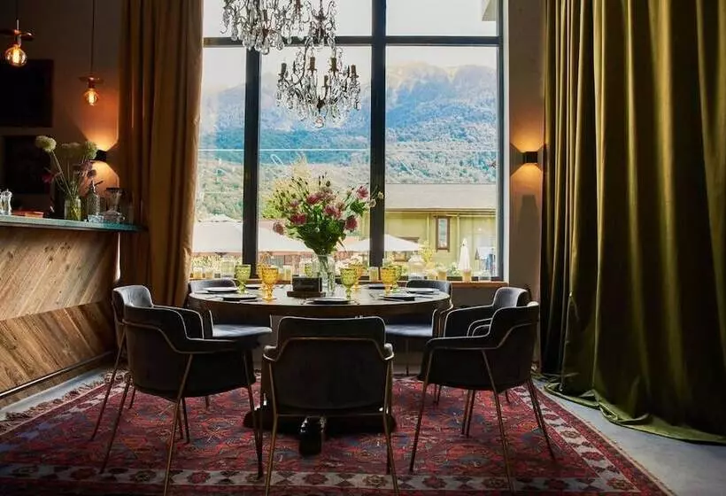 Hills Polyana Hotel & Spa