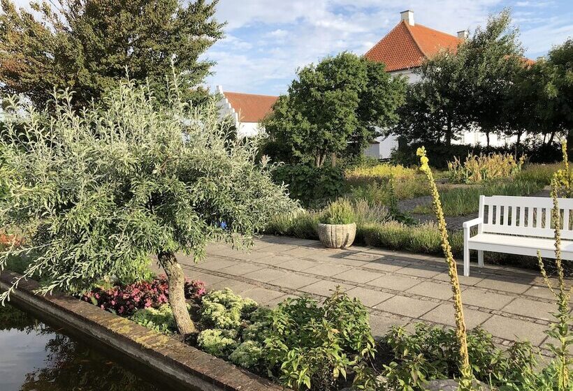 Hotel Danhostel Vitskøl Kloster