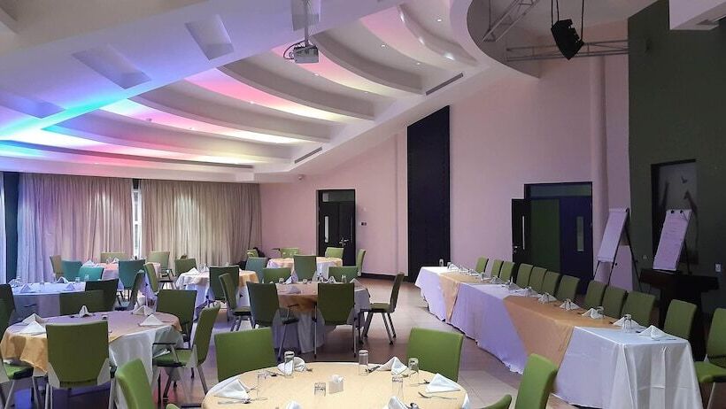 Hotel Elysian Resort