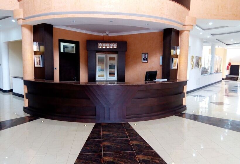 Hotel Elysian Resort