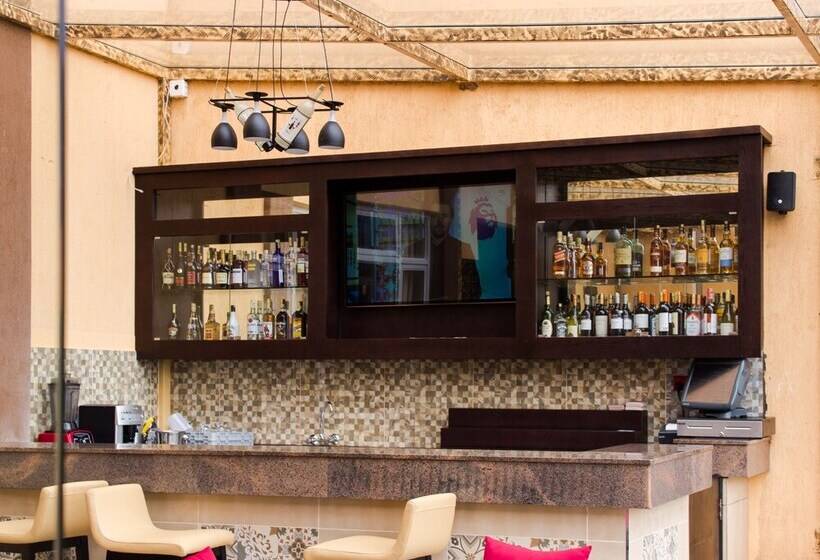 Hotel Elysian Resort