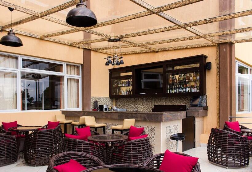 Hotel Elysian Resort