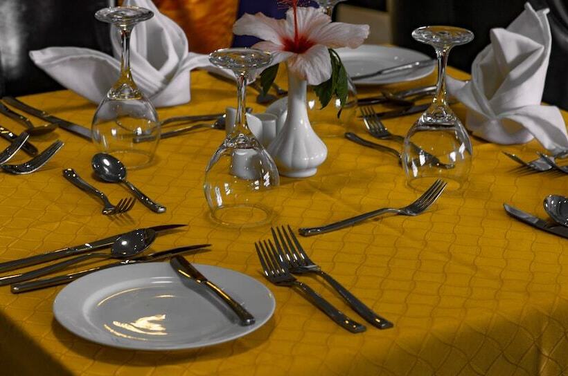 Hotel Elysian Resort