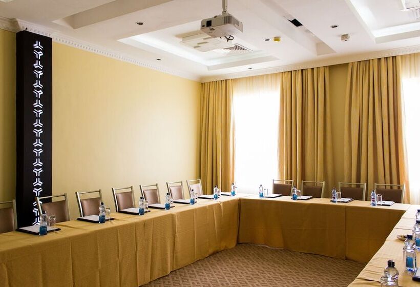 Hotel Elysian Resort