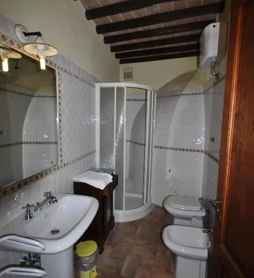 田舎風ホテル La Rocca Della Magione