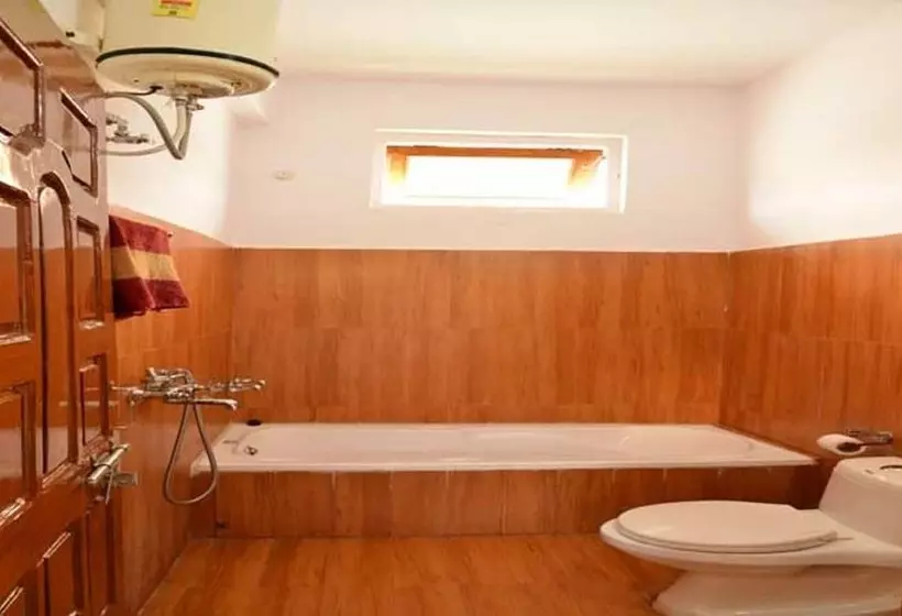 Hotelli The Sun Resort Bandhavgarh Mp