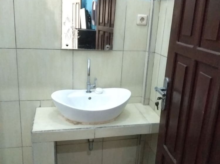 Pensionat Gili Welldone Guesthouse