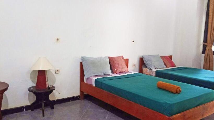 Pensionat Gili Welldone Guesthouse