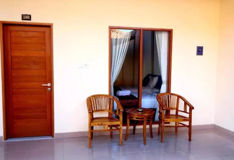 ペンション Tom S Inn Pecatu