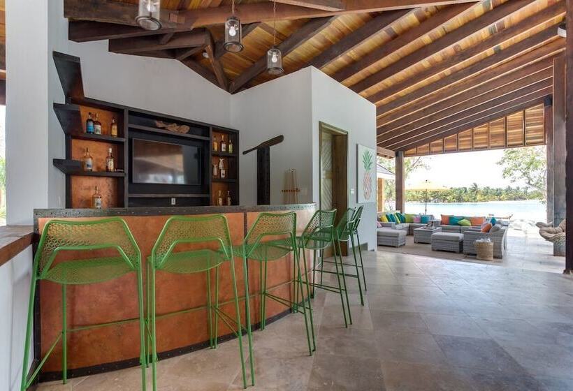 The Enclave  Private Island