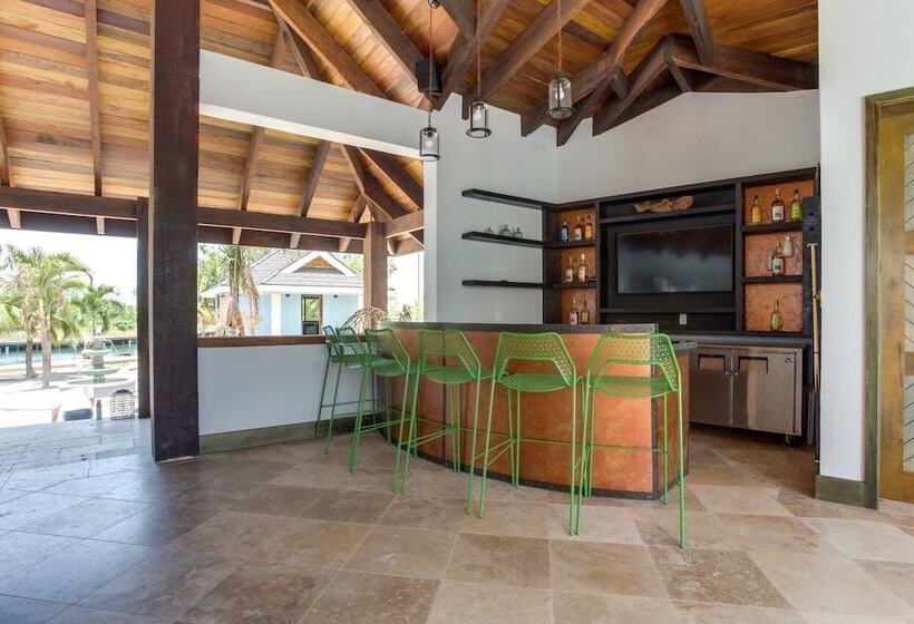 The Enclave  Private Island