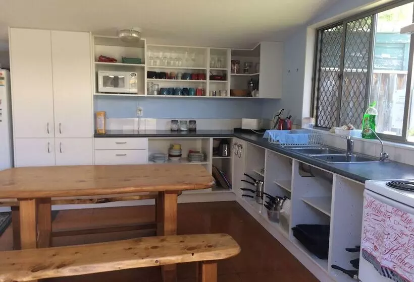 Almond House Hostel
