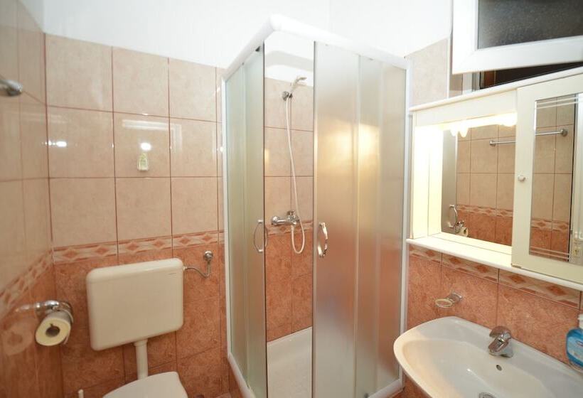 Apartments Boka Heart