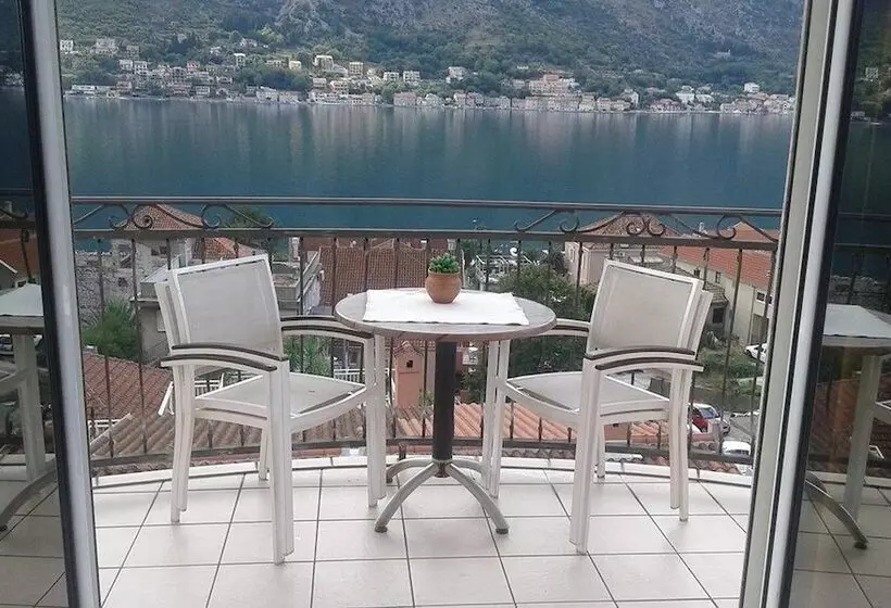 Apartments Boka Heart