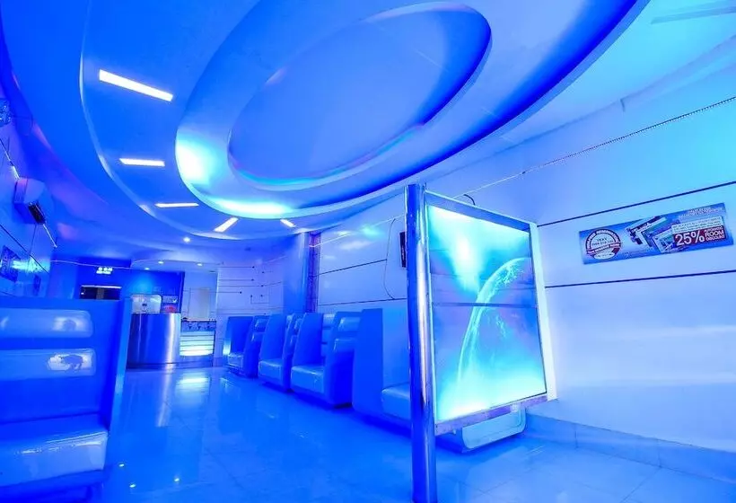 Astrotel Avenida