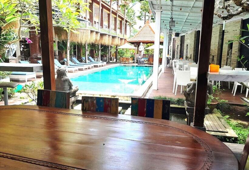 민박 North Wing Canggu Resort