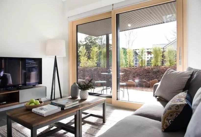 Green Retreat Passive House