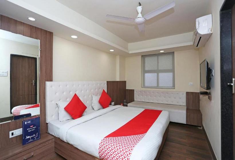 בית מלון כפרי Arya Palace