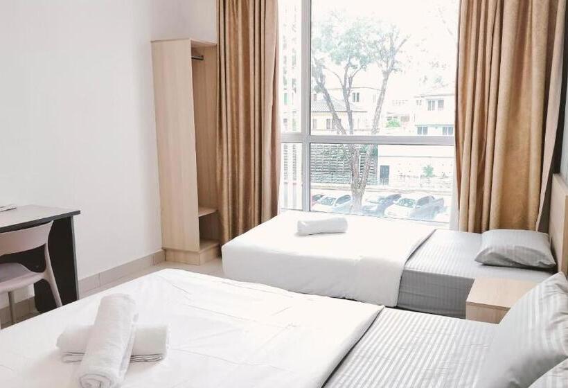 Hotelli Damansara Inn