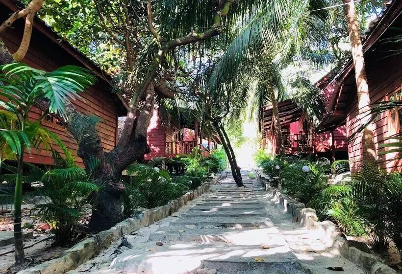 هتل Nice Beach Bungalow