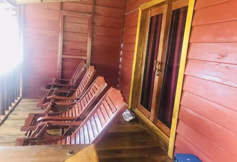هتل Nice Beach Bungalow
