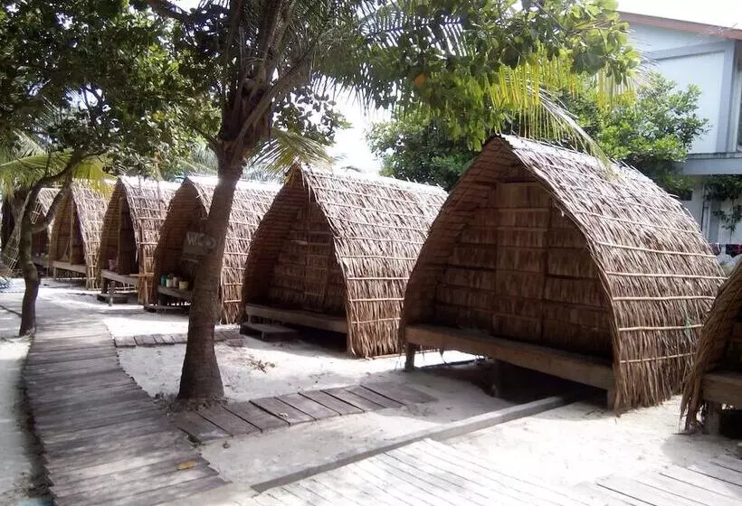 هتل Nice Beach Bungalow