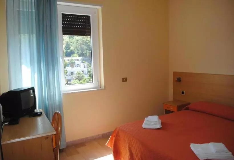 ホテル South Paradise