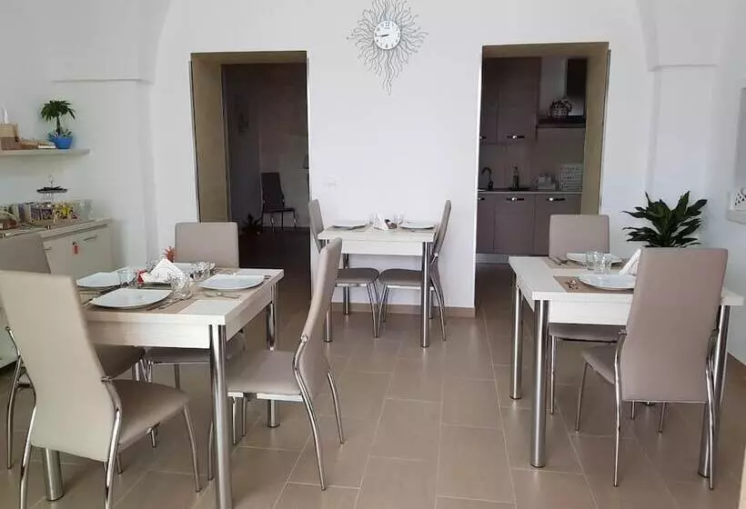 La Palazzina Bed & Breakfast