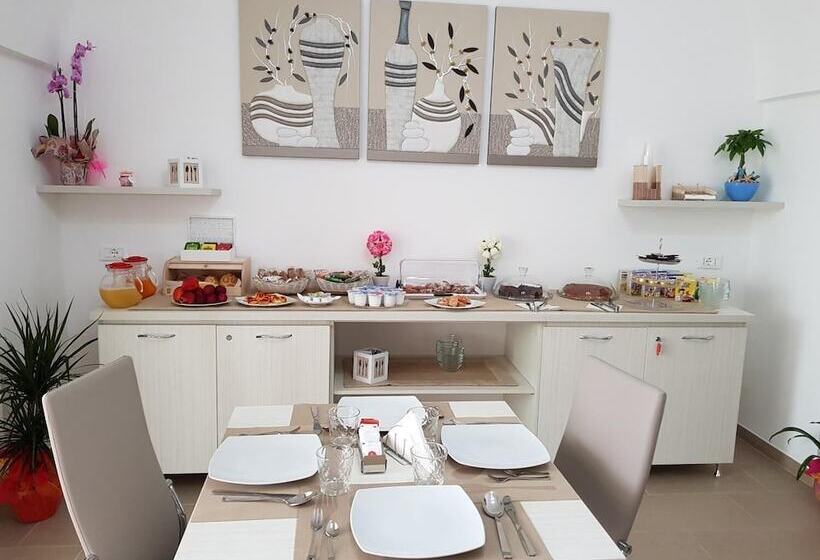 La Palazzina Bed & Breakfast