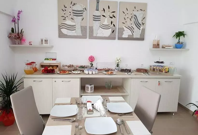 La Palazzina Bed & Breakfast