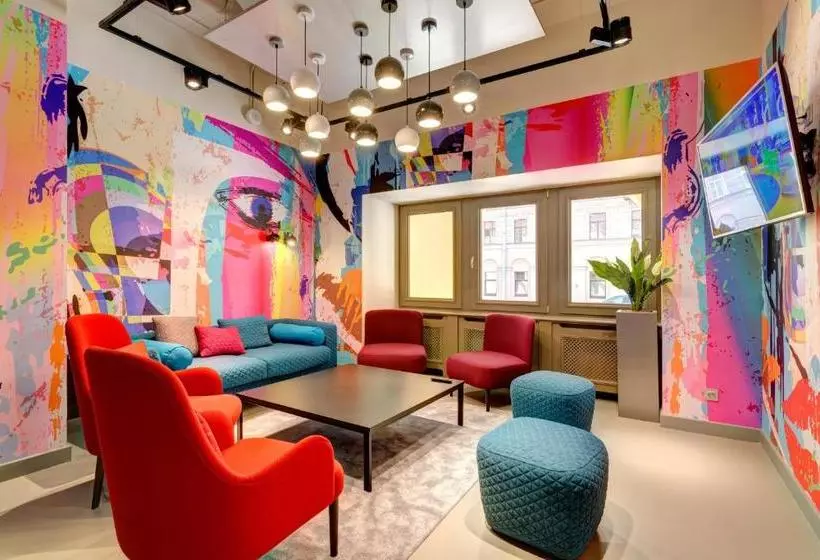 ホテル Holiday Inn St. Petersburg  Theatre Square